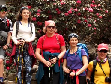 on-the-way-to-everest-base-camp-overnight-trek 